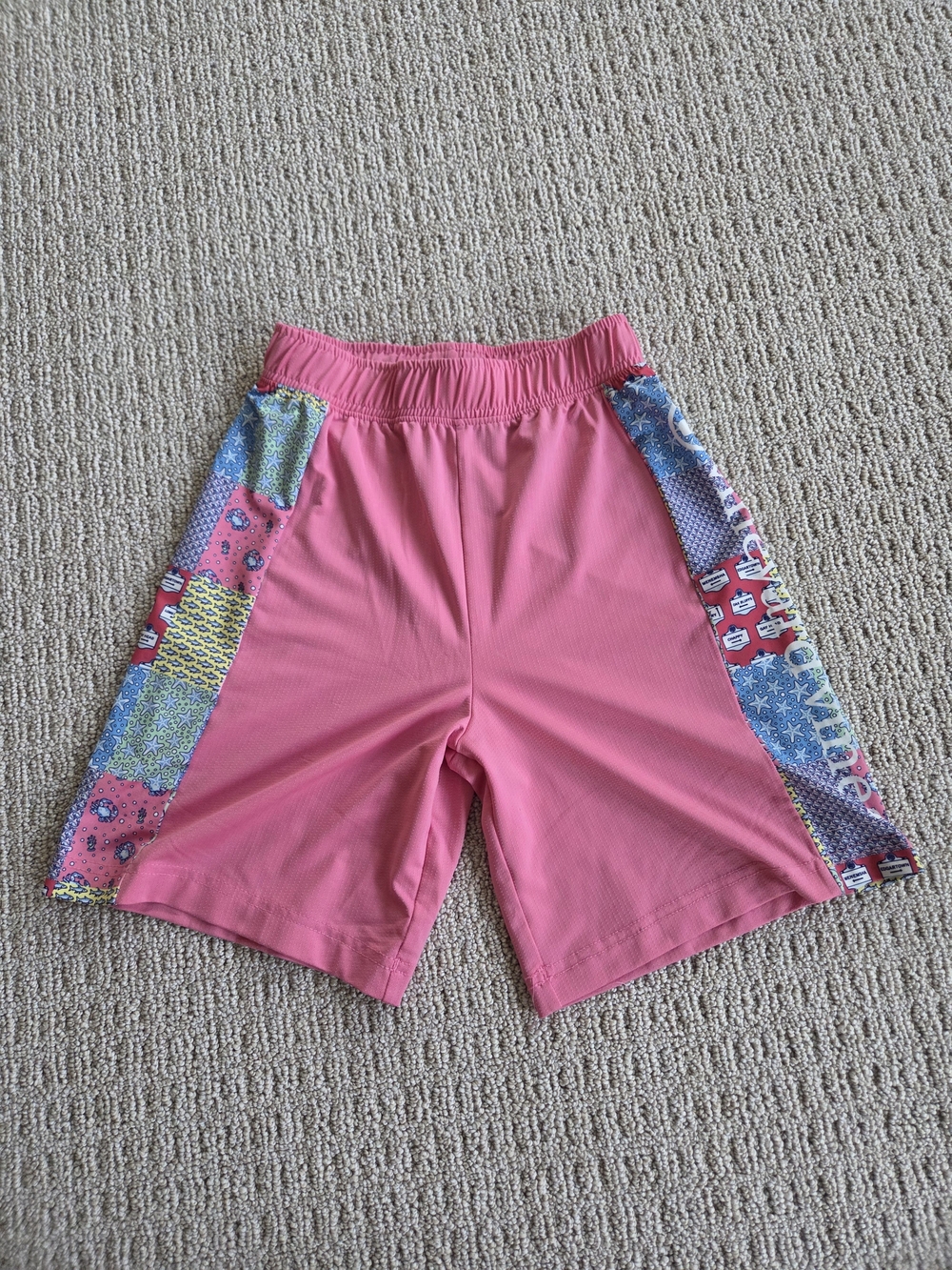 Vineyard Vines Performance Shorts Size Small (8-10)